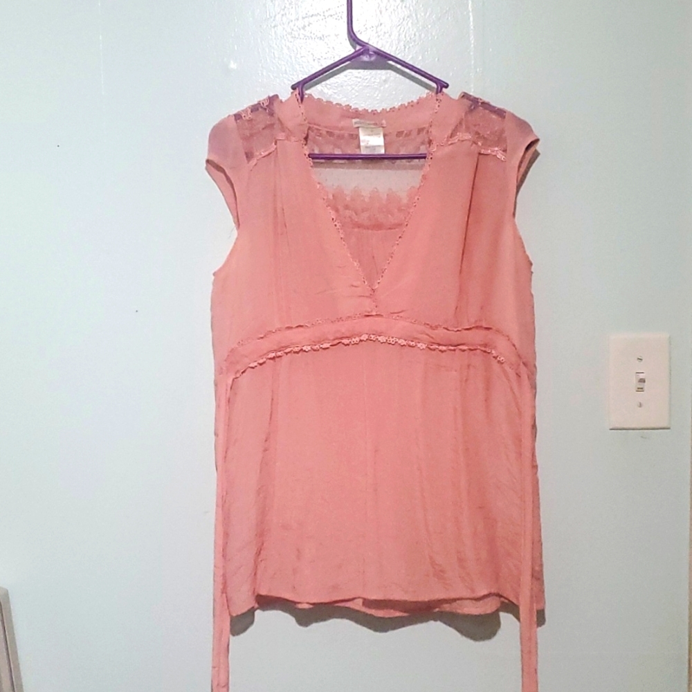 Body Central,  Medium, Peach Shirt